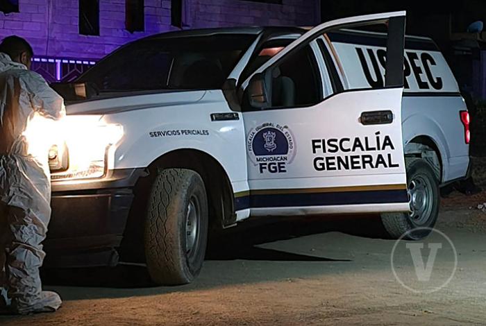 Criminales balean a hermanos en Apatzingán; hay un muerto y un herido