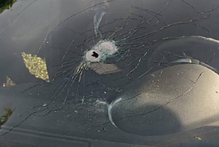 Criminales balean a mujer en Coahuayana, afortunadamente resultó ilesa