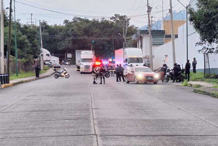 Criminales balean a un conductor en Viaducto a Jicalán; está grave