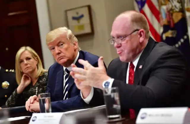 Crisis en Minnesota: Trump desplaza a su principal estratega fronterizo tras el tiroteo que sacudió a EE. UU.