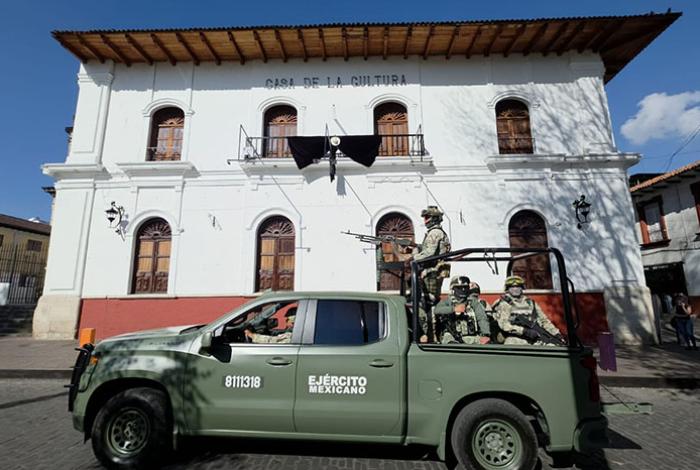 Crónica | Uruapan intenta recuperar el pulso un mes después del asesinato de Carlos Manzo