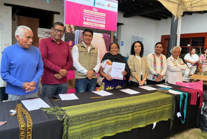 Cuanajo celebra su 41 Concurso Artesanal