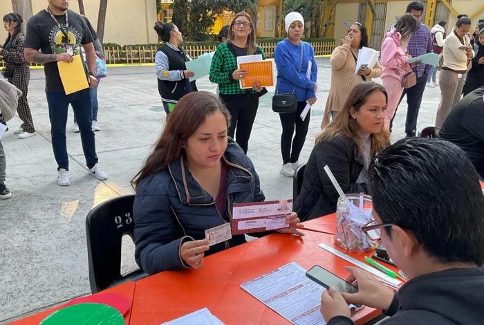 ¿Cuándo es el próximo registro de la Beca Rita Cetina para alumnos de educación básica?