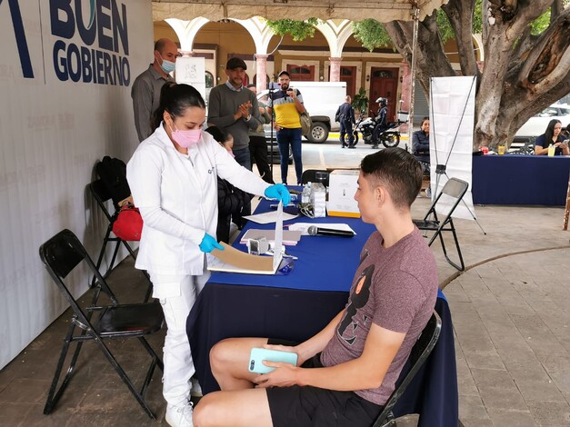 Cuidan salud respiratoria de familias de Zamora