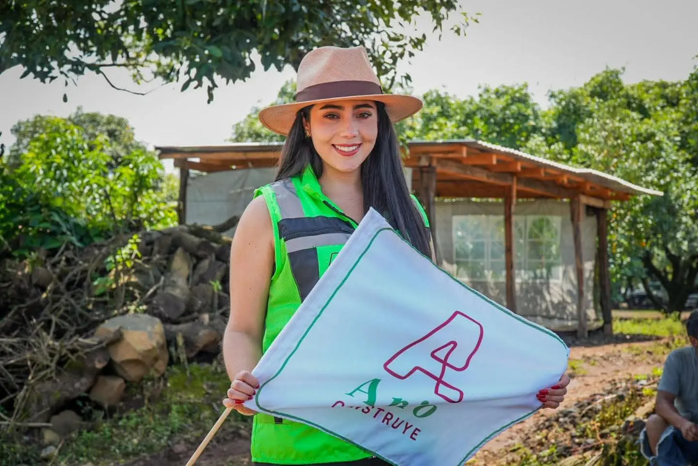 Cumple Yohana Mendoza compromiso con San José de Chuen; Inician obra en el bulevar 