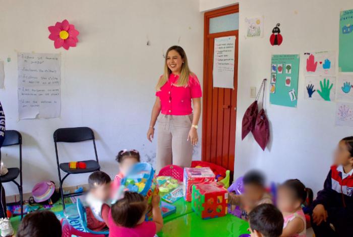 Dayana Pérez Mendoza fortalece la educación inicial en Santa Ana