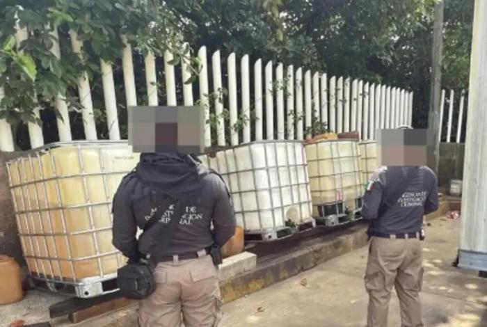 Decomiso de 2500 litros de huachicol en Veracruz; desmantelan planta ilegal