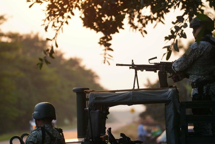 Defensa realiza pase de lista y revisión de armamento a la Policía Municipal de Ario de Rosales