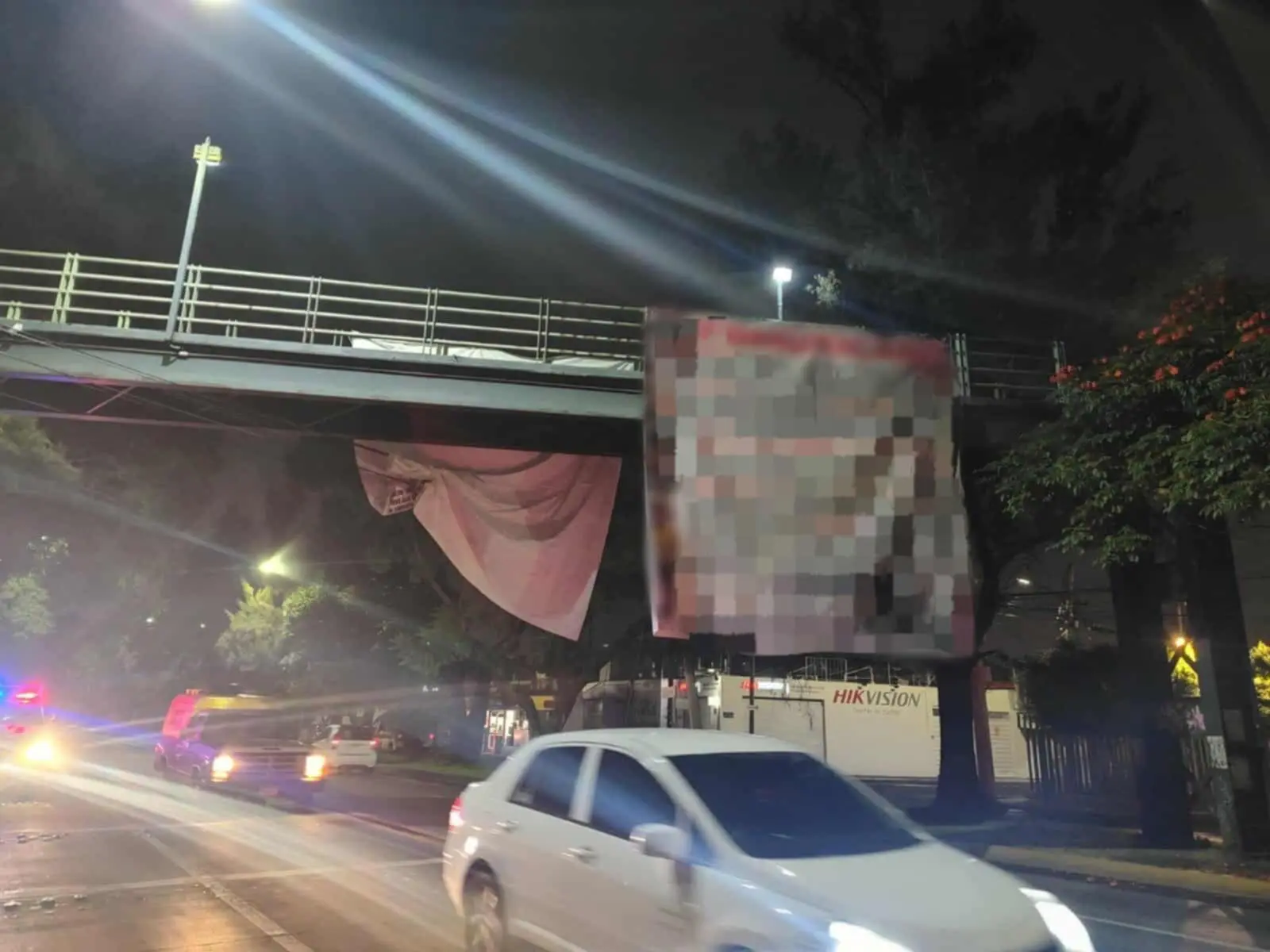 Dejan 5 narcomantas en Morelia