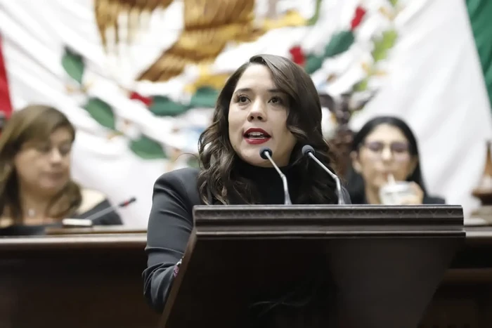 Demanda Xóchitl Ruiz que se respete a migrantes y sus familias que están retornando al país