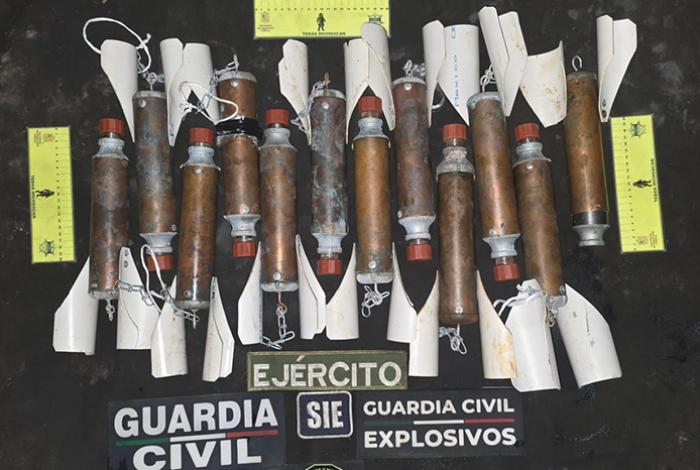 Desactivan 12 artefactos explosivos en Tuzantla e inhiben cinco vuelos de dron en la zona