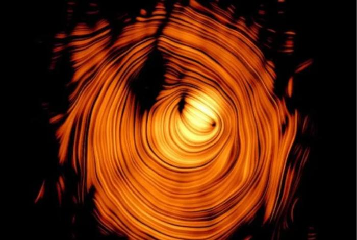 Descubren blázar “Ojo de Sauron” que lanza partículas a la Tierra