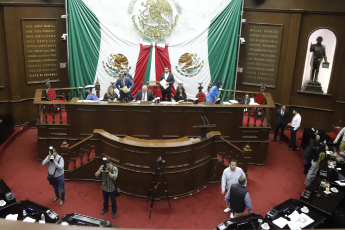 Desde el Congreso de Michoacán, lanzan iniciativas para apoyar a los migrantes