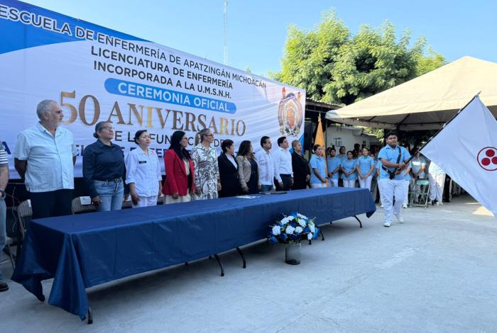 Desde las aulas se gesta la paz en Michoacán, pronuncia Yarabí Ávila en Apatzingán