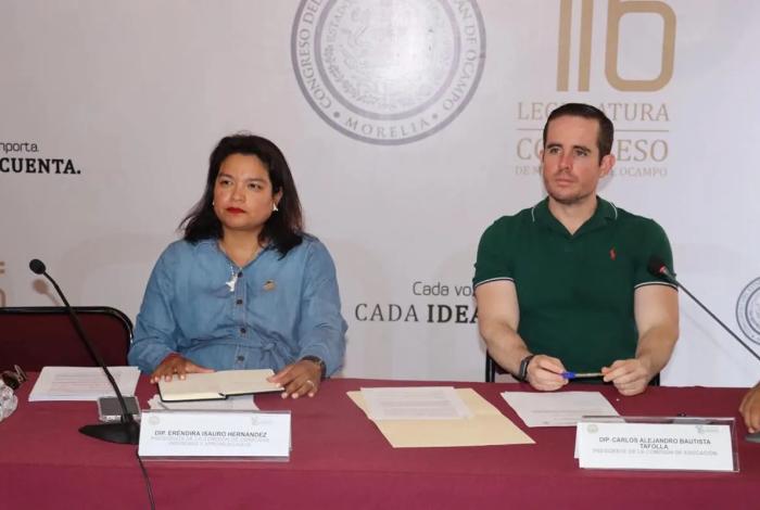 Desde tribuna, Eréndira Isauro llama a sus compañeras y compañeros a defender derechos de los migrantes