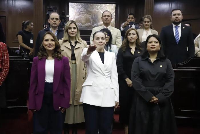 Designa Congreso del Estado a Alondra Yuliana Godínez Navarrete como contralora de la FGE