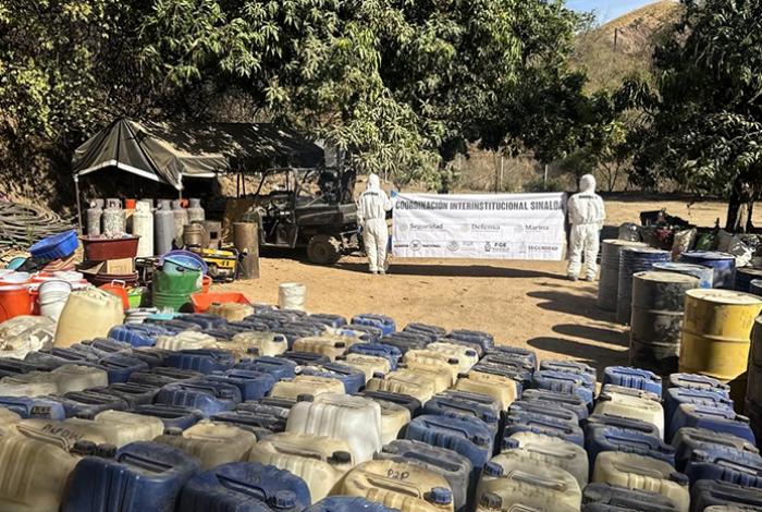 Desmantelan laboratorios clandestinos y decomisan 21 toneladas de metanfetamina en Durango