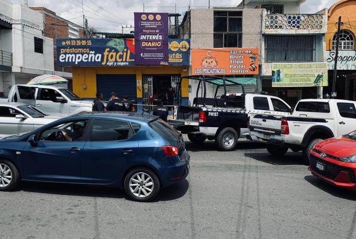 Despojan a un hombre y a su hijo de 150 mil pesos