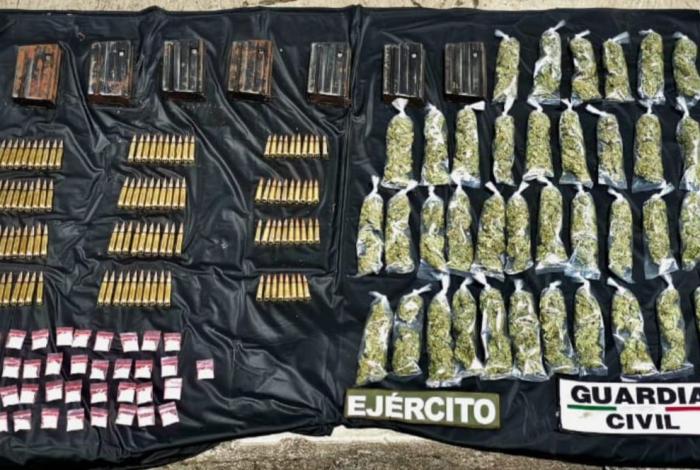 Detenido hombre con dosis de marihuana y metanfetamina en Apatzingán
