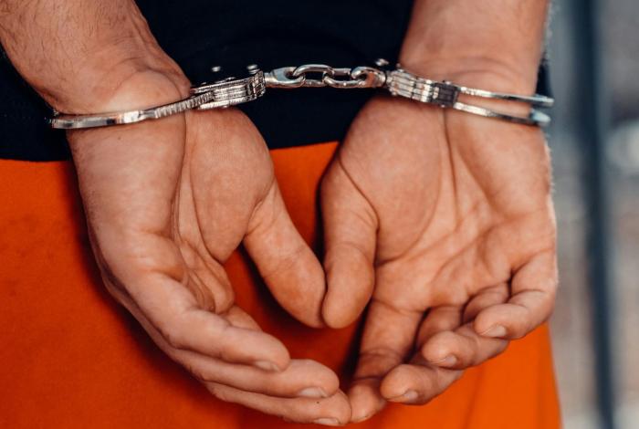 Detenido presunto responsable de vi0lar a su hija de 19 años