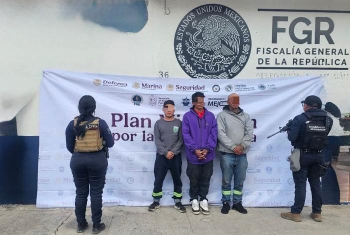 Deti3nen a tres en La Piedad, les decomisan 100 pastillas psic0trópicas