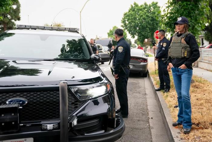 Detienen a 21 manifestantes en centro de ICE en Chicago