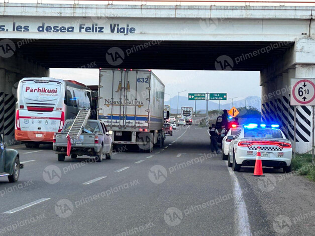 Detienen a chofer de autobús Parikuni en LC, iba pasado de copas