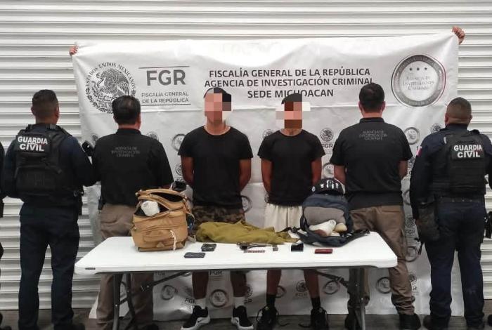 Detienen a dos hombres, con arma, en inmediaciones de la TAM