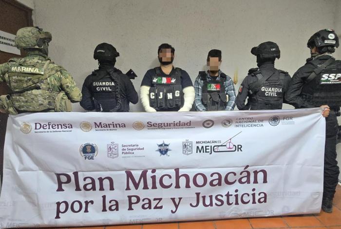 Detienen a dos y aseguran cuatro vehículos robados