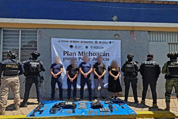 Detienen a síndica, regidores y mando policial en Chavinda; operativo revela presunta red delictiva