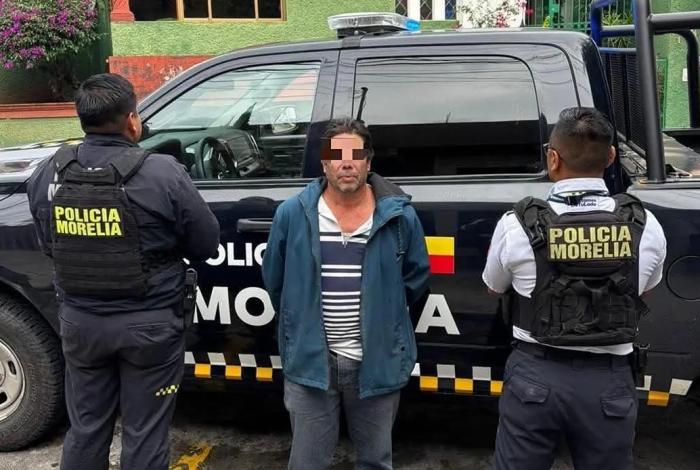 Detienen a un hombre en Morelia, portaba un arma de fuego