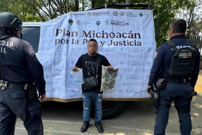 Detienen a uno con dr0ga, en operativo en Zamora