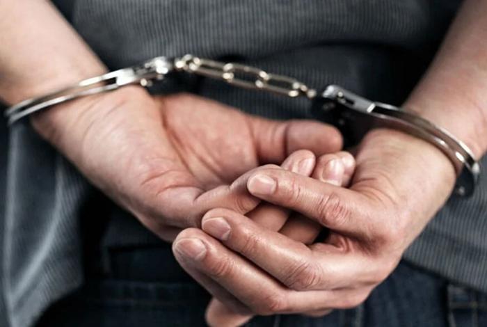 Detienen en Apatzingán a sujeto que obligaba a sus hijos menores a trabajar para pagar sus deudas