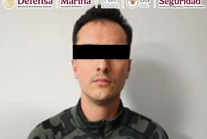 Detienen en Jalisco a sujeto que vendía armamento a través de apps de mensajería instantánea