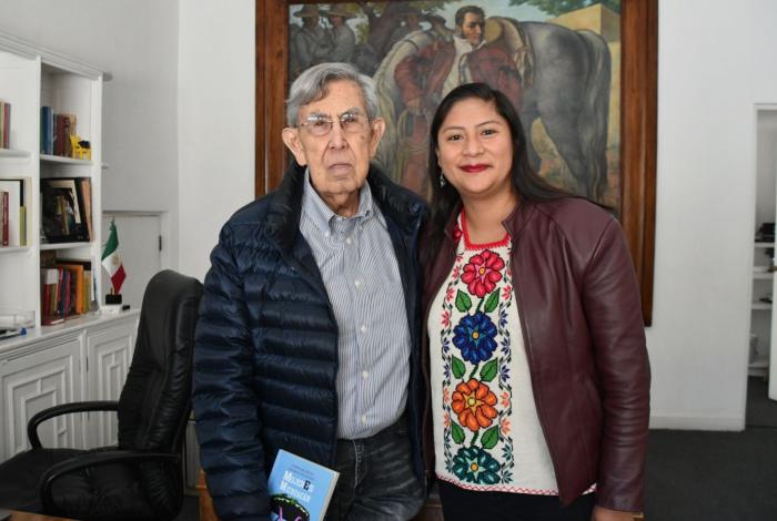 Dialoga la senadora Celeste Ascencio con el ingeniero Cuauhtémoc Cárdenas sobre los retos de Michoacán y el momento que vive el país