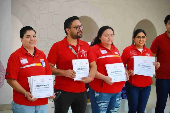 DIF Morelia recibe donativo de Redondeo OXXO en favor del CAMAR