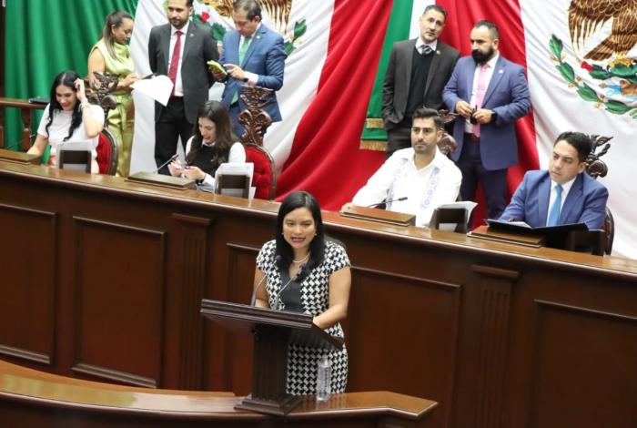 Diputada Eréndira Isauro propone una nueva Ley de Archivos para Michoacán