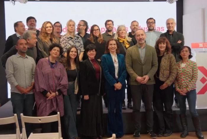 Diputado del Sombrero, ofrece recompensas si denuncias a tu familiar delincuente