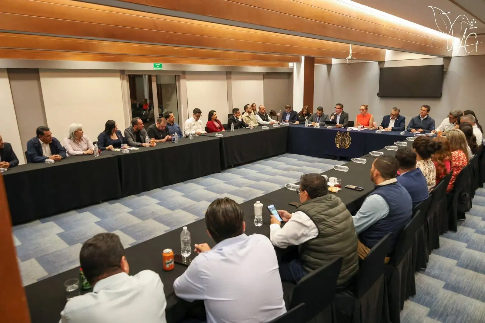 DIRECTORAS Y DIRECTORES CIERRAN FILAS CON LA UMSNH