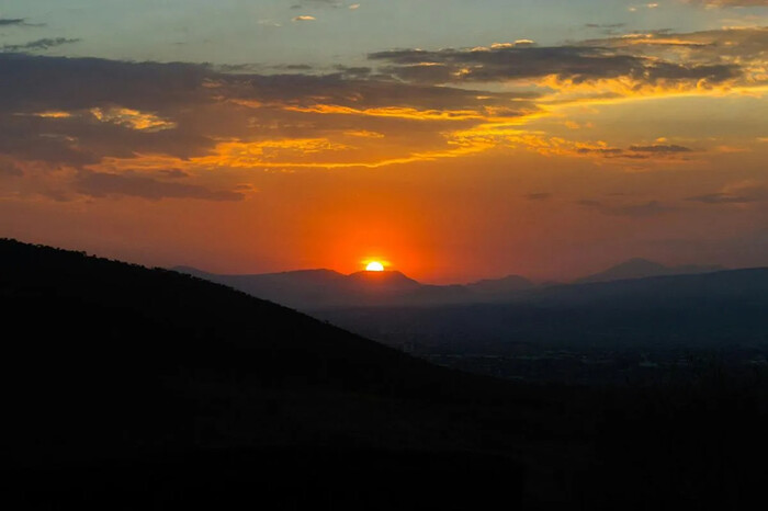 ¡Disfruta un lunes fresco y despejado en Morelia este 20 de enero de 2025!