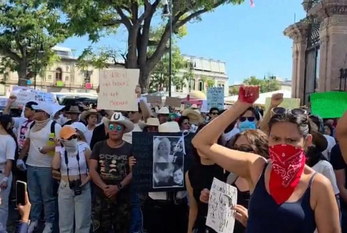 Disturbios en protestas del Centro Histórico de Morelia, llevan nuevamente a la violencia