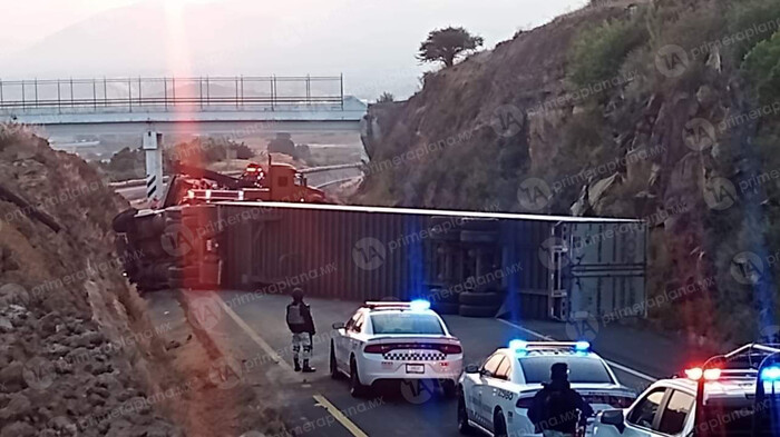 Dos accidentes en la Autopista de Occidente provocan filas kilométricas