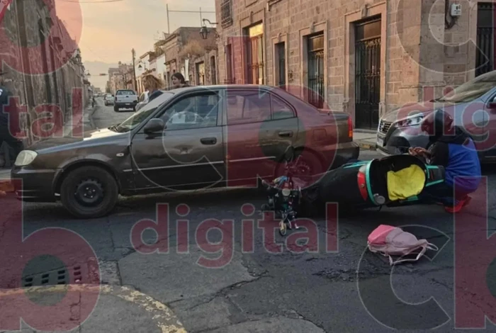 Dos choques de autos de manera simultánea en Morelia