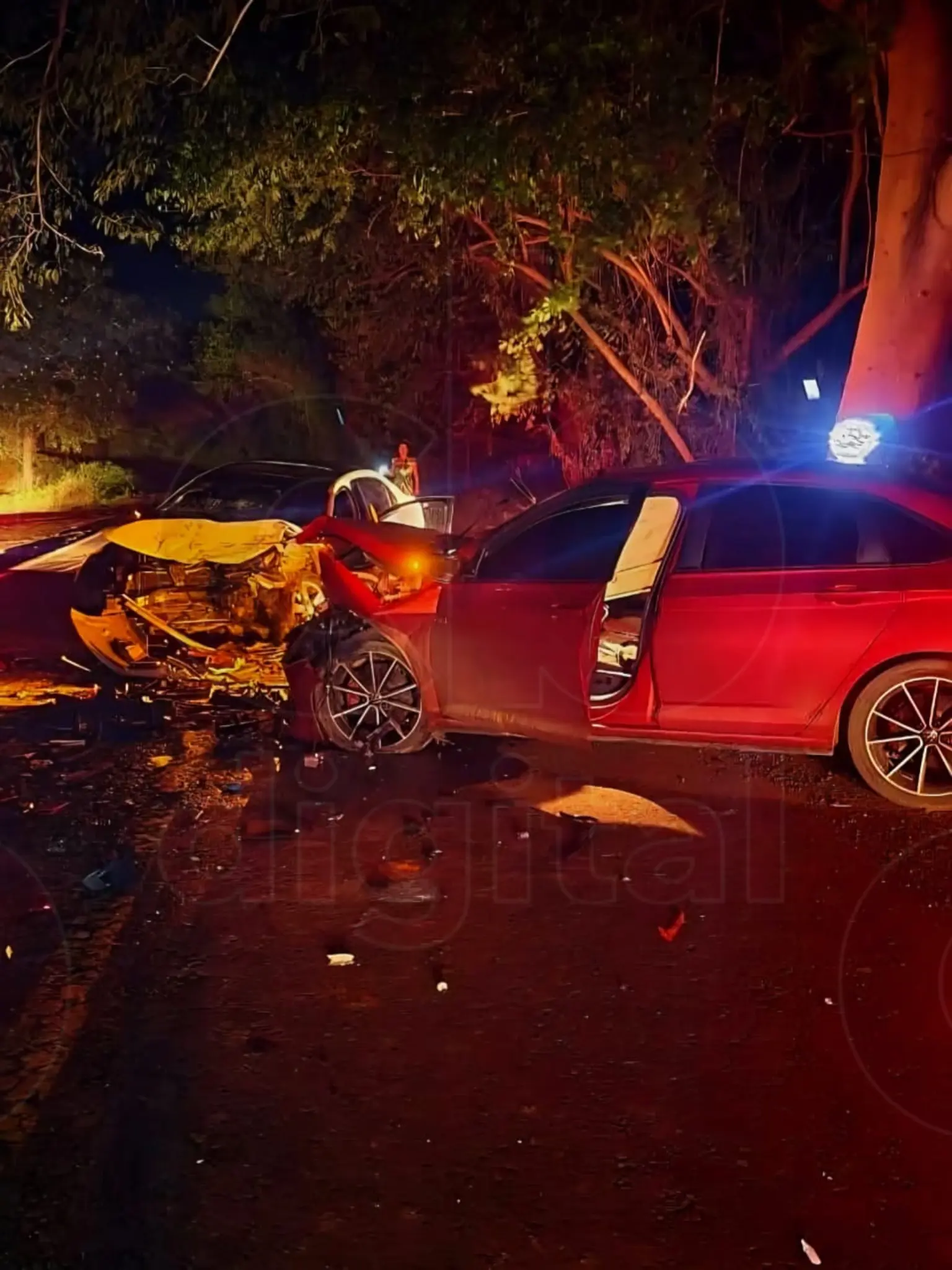 Dos lesionados de gravedad deja accidente en Lázaro Cárdenas