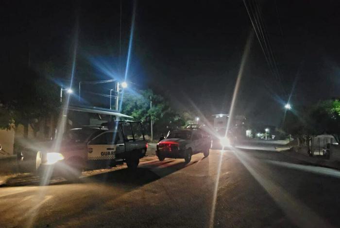 Dos muertos a balazos y otro fallecido por infarto, saldo de agresión armada en Apatzingán
