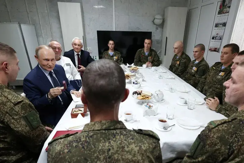 Dron submarino con armas nuclear es ensayado con éxito, anuncia Putin