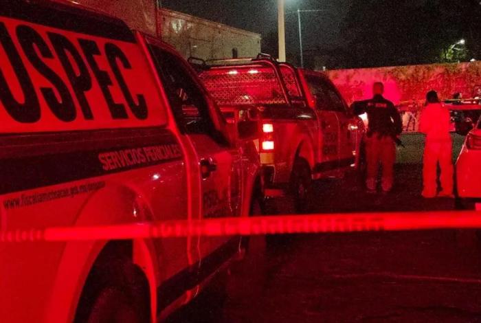 Durante la madrugada ejecutan a un hombre en la 18 de Marzo de Apatzingán