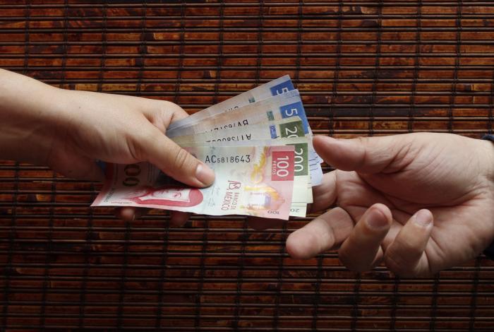 Economía mexicana, débil crecimiento en primer semestre de 2025