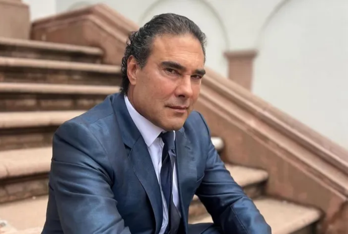 Eduardo Yáñez niega confesión de exabogada sobre paternidad