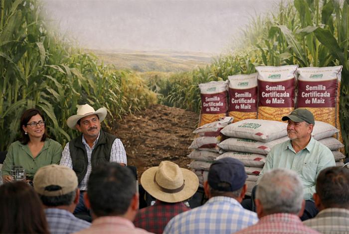 El alcalde de Zamora impulsa apoyo con semilla certificada para el ciclo agrícola 2026